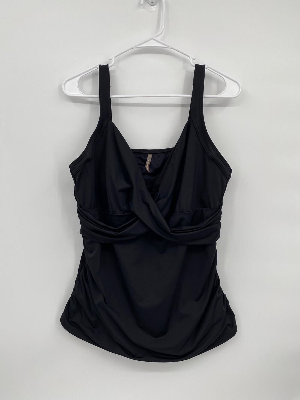 Lands End Women's Chlorine Resistant Wrap Underwire Tankini Swimsuit Top 18